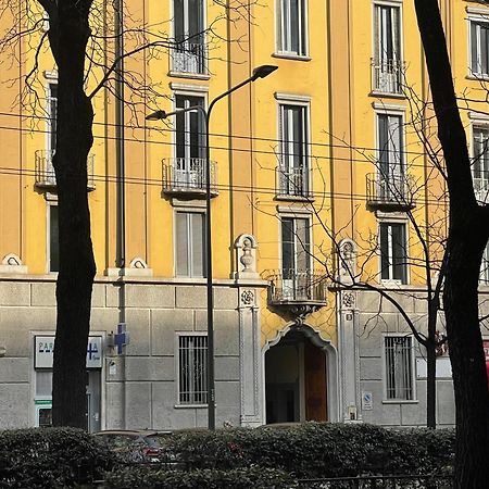 Appartamento A 5 Minuti Dal Centro Di Milano Di Anita E Marco Exterior foto